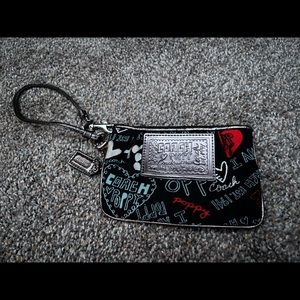 Coach Poppy wristlet